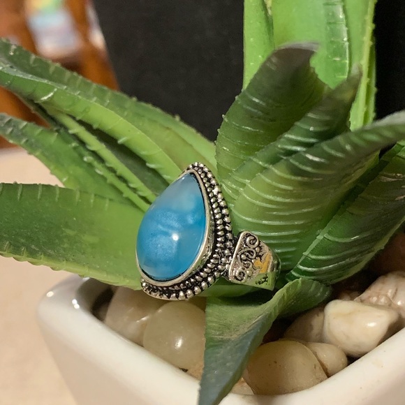 Stunning blue moonstone silver ring - Picture 3 of 8